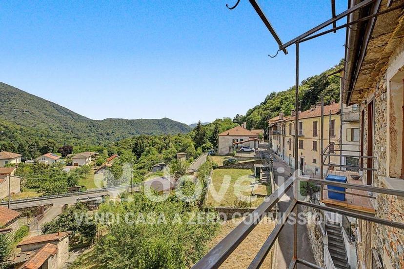 Bilocale via Silvio Pellico 10, Due Cossani, Dumenza — foto 29 di 31