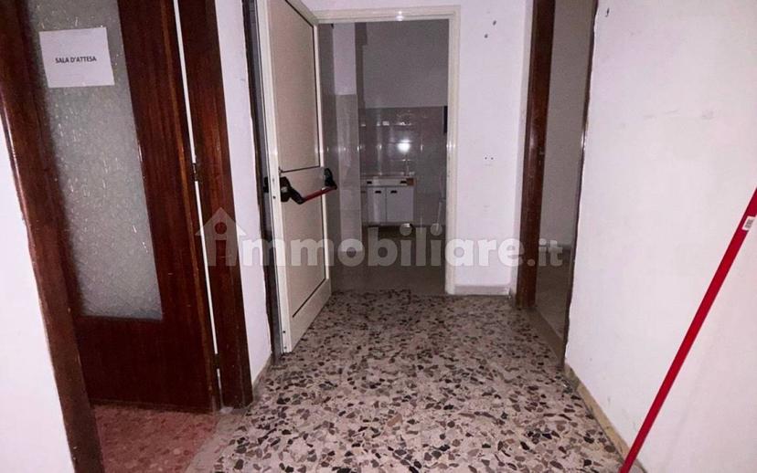 Appartamento via Vittorio Veneto 136, Centro, Crotone — foto 9 di 18