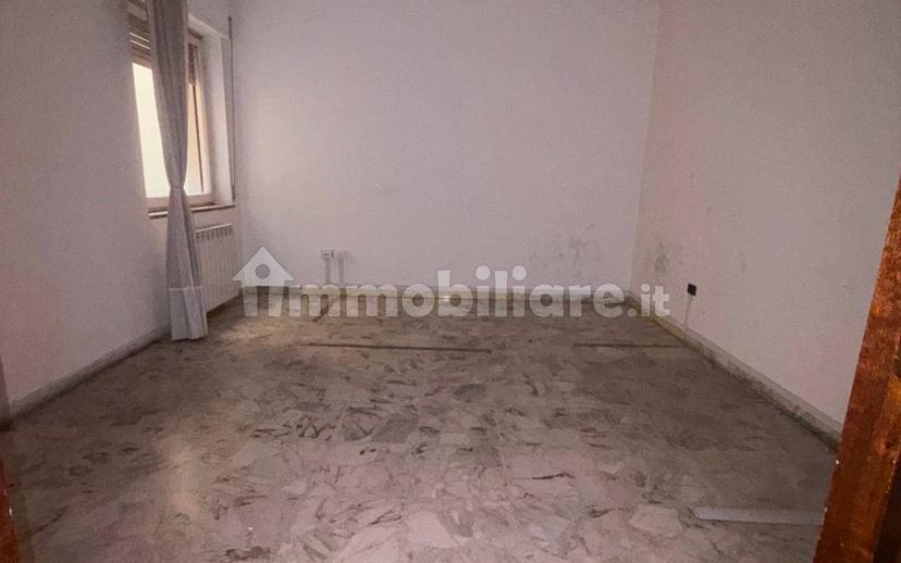 Appartamento via Vittorio Veneto 136, Centro, Crotone — foto 15 di 18
