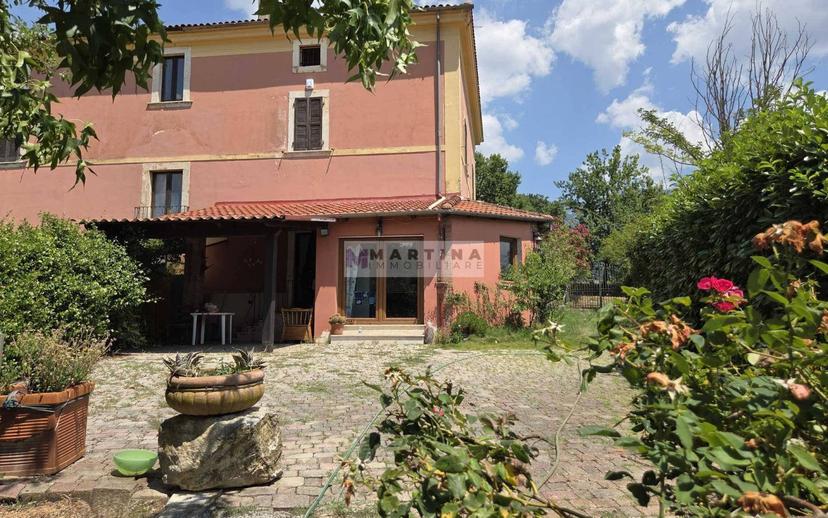 Casale Strada Provinciale Accesso Nord Gallinaro, Gallinaro — foto 6 di 23