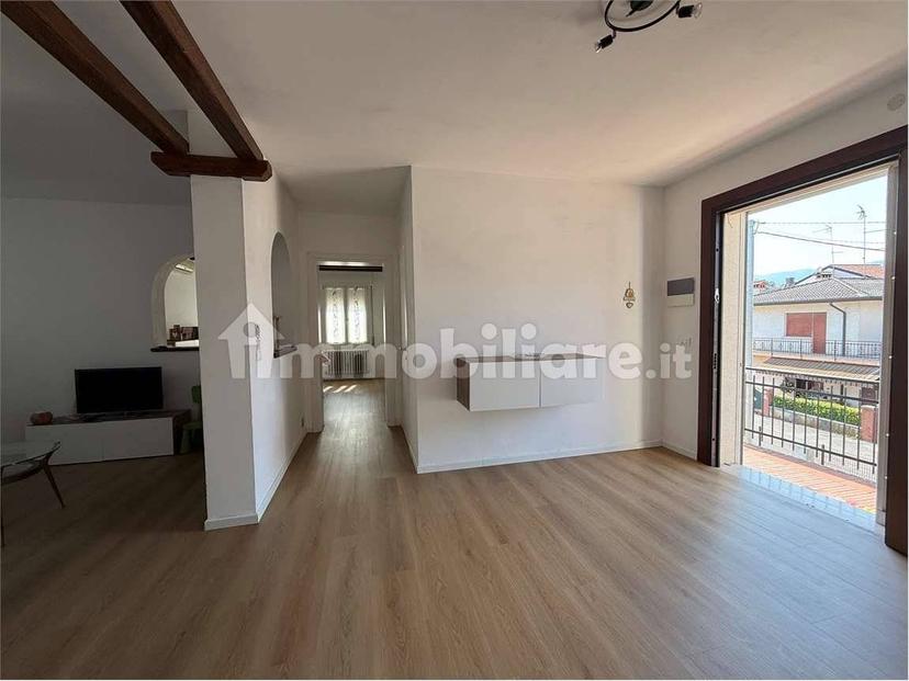 Appartamento ottimo stato, Centro, Cappella Maggiore — foto 4 di 25