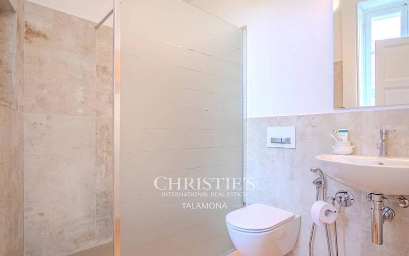 Casale, ottimo stato, 10000 m², Castello, Castelveccana — foto 32 di 49