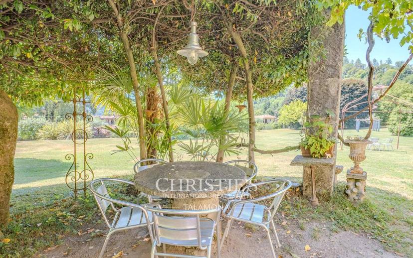 Casale, ottimo stato, 10000 m², Castello, Castelveccana — foto 9 di 49