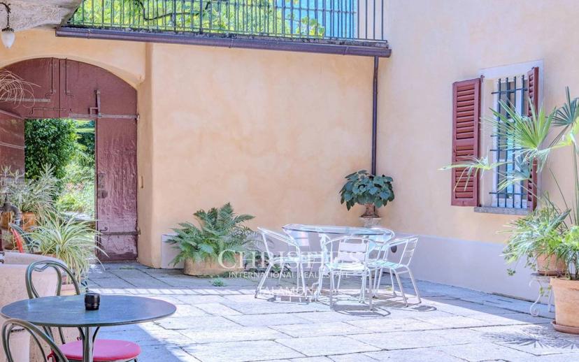 Casale, ottimo stato, 10000 m², Castello, Castelveccana — foto 16 di 49