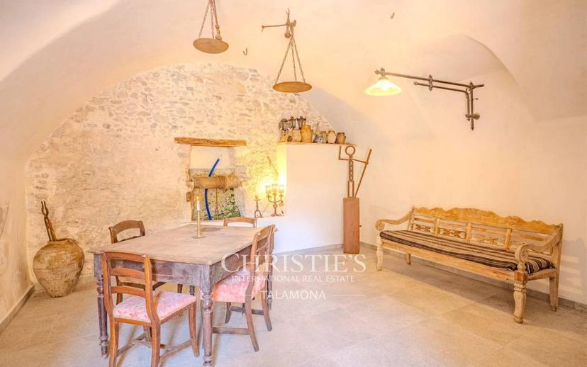 Casale, ottimo stato, 10000 m², Castello, Castelveccana — foto 17 di 49