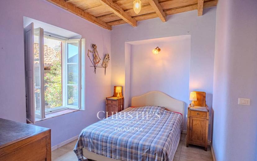 Casale, ottimo stato, 10000 m², Castello, Castelveccana — foto 13 di 49