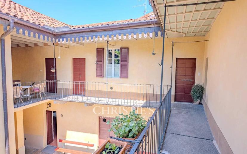 Casale, ottimo stato, 10000 m², Castello, Castelveccana — foto 23 di 49