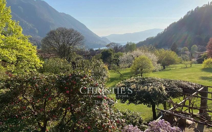 Casale, ottimo stato, 10000 m², Castello, Castelveccana — foto 27 di 49