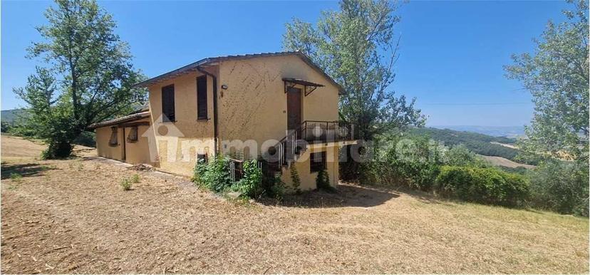 Rustico Voc. Palombara, 1, Gualdo Cattaneo — foto 2 di 21