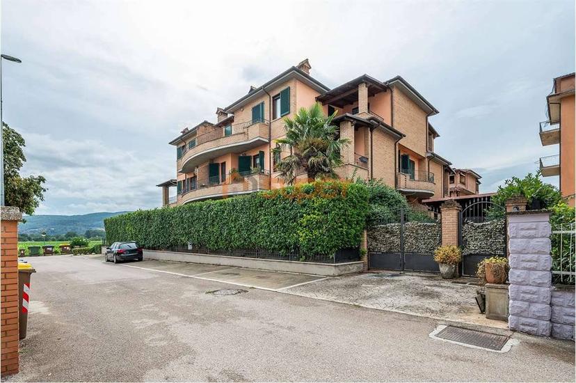 Trilocale via della Speranza, Sant'Angelo di Celle, Deruta — foto 6 di 20