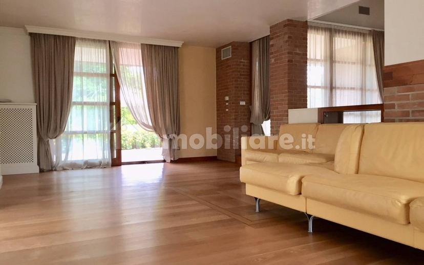 Villa unifamiliare, buono stato, 600 m², San Biagio di Callalta — foto 2 di 40