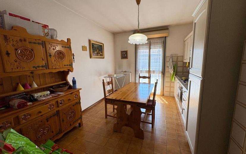 Quadrilocale via Felice Chiò 38, Centro, Crescentino — foto 4 di 16