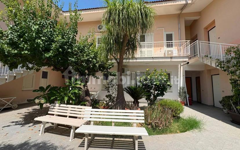 Quadrilocale via Vincenzo Bellini 44, Terme Vigliatore — foto 20 di 27