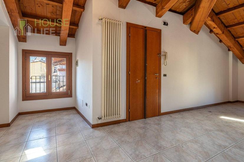 Quadrilocale via Barbè 1, Centro, Malo — foto 8 di 15