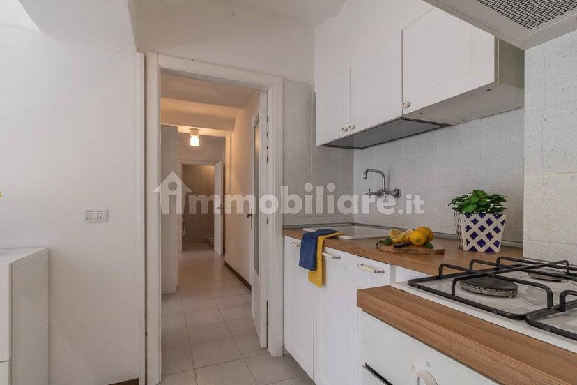 Trilocale via Goito, Cardeto, Ancona