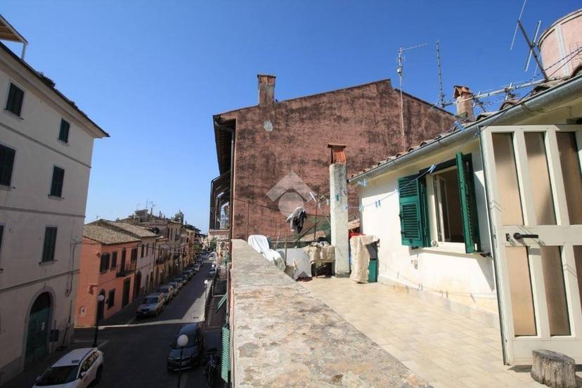 Trilocale corso giacomo matteotti 75, Centro, Canino — foto 18 di 41