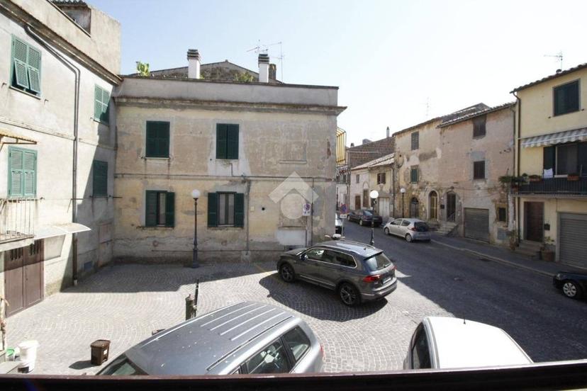 Trilocale corso giacomo matteotti 75, Centro, Canino — foto 3 di 41