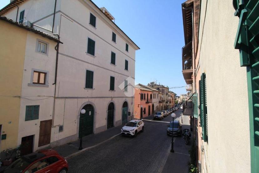 Trilocale corso giacomo matteotti 75, Centro, Canino — foto 16 di 41