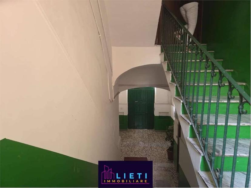 Bilocale via Mazzini, 89, Borgo, Taranto