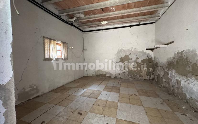 Rustico, da ristrutturare, 162 m², Pozzo Della Chiana, Foiano della Chiana — foto 11 di 18