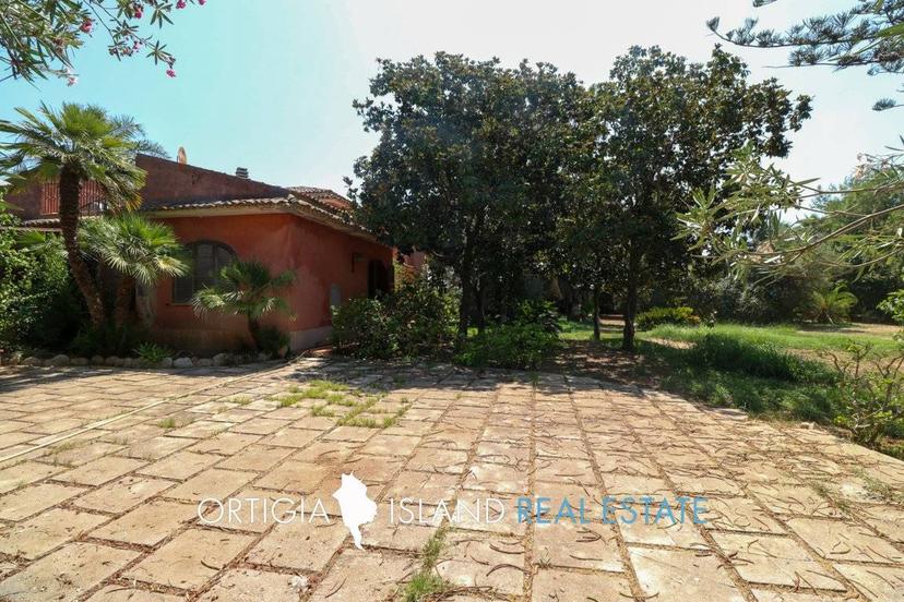 Villa unifamiliare, buono stato, 436 m², Carrozziere - Sacramento, Siracusa