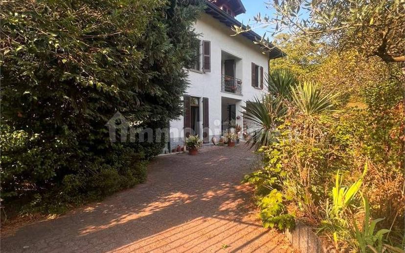 Terratetto unifamiliare Cavour , 34, Centro, Leggiuno — foto 27 di 51