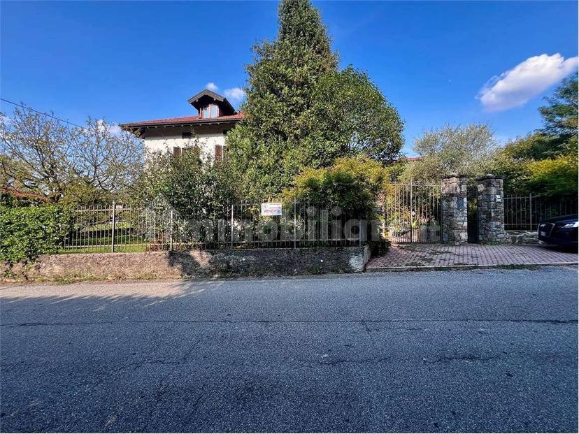 Terratetto unifamiliare Cavour , 34, Centro, Leggiuno — foto 48 di 51