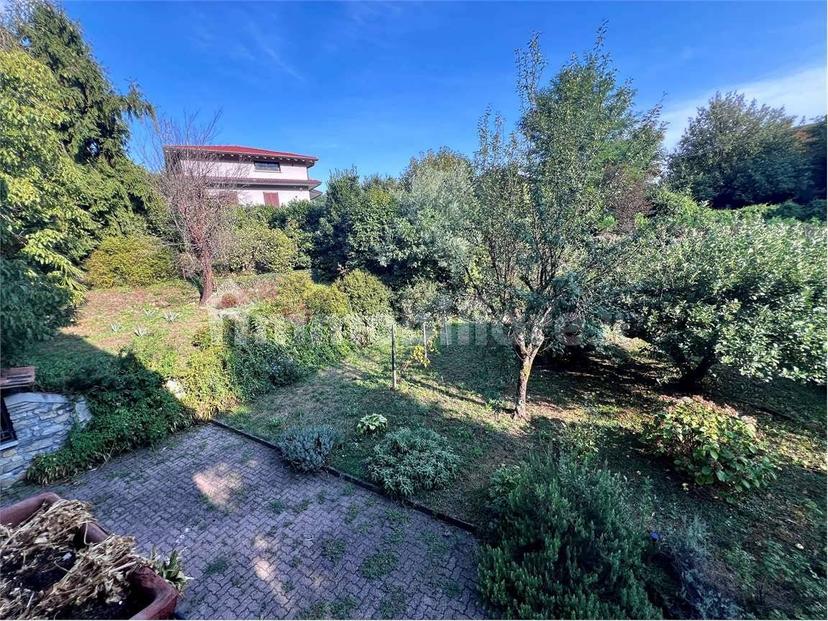Terratetto unifamiliare Cavour , 34, Centro, Leggiuno — foto 8 di 51