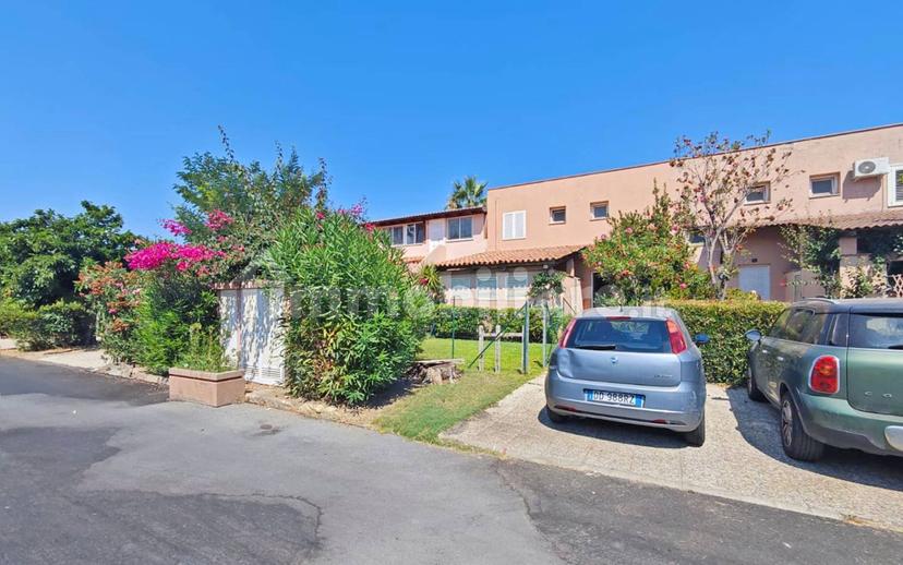 Villa a schiera piazzetta Giulio Minoletti, Tonnarella, Furnari — foto 23 di 29