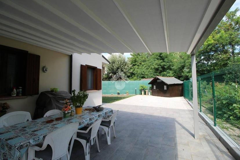 Villa bifamiliare via dei Fanti 162, Centro, Torri di Quartesolo — foto 9 di 35