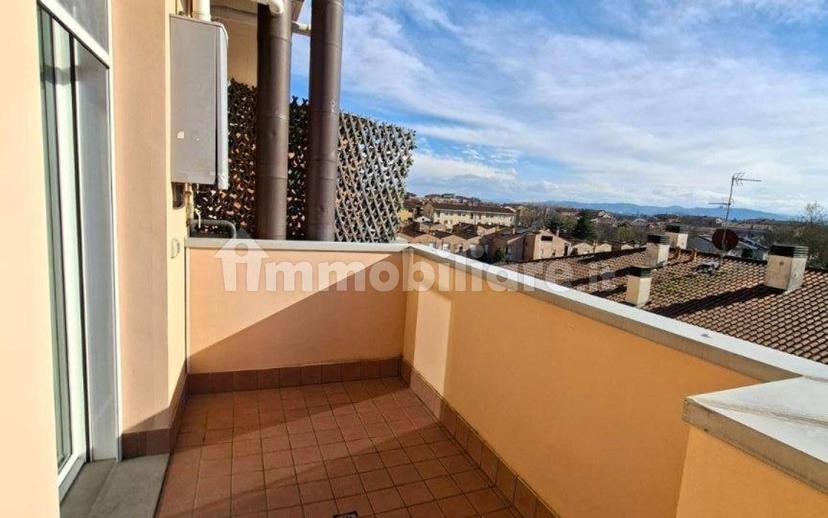 Trilocale ottimo stato, quarto piano, Centro, Calderara di Reno — foto 4 di 8