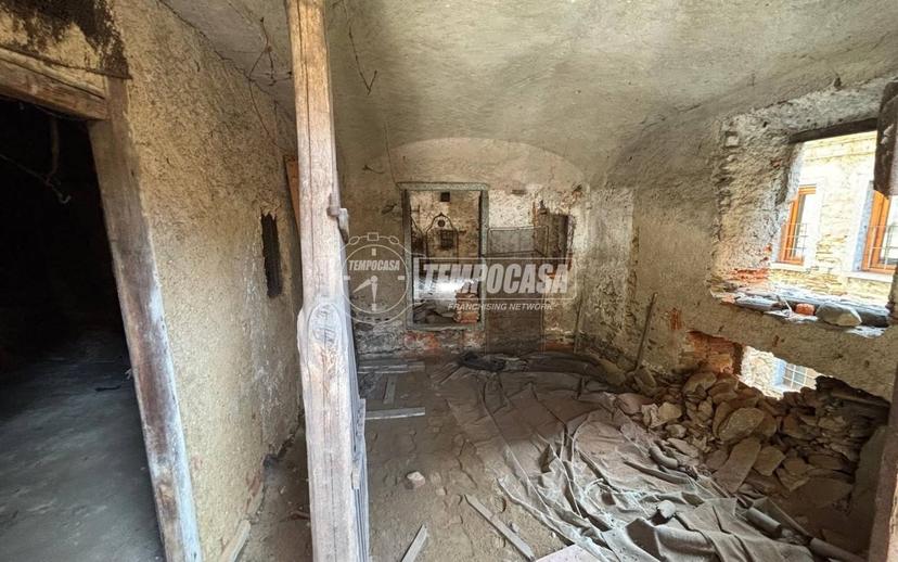 Rustico via Umberto I 5, Centro, Massino Visconti — foto 11 di 18