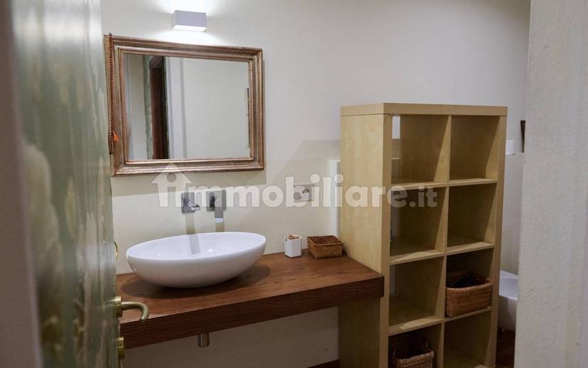 Trilocale via Camillo Benso di Cavour 119, Centro, Arona — foto 36 di 39