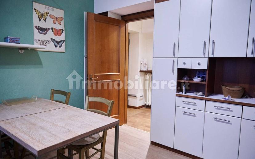 Trilocale via Camillo Benso di Cavour 119, Centro, Arona — foto 23 di 39