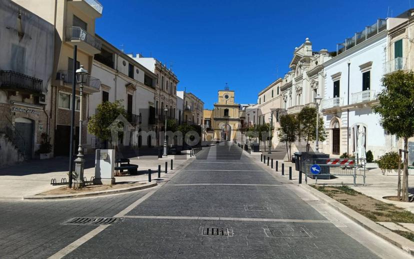 Appartamento piazza Trieste 20, Adelfia — foto 2 di 10