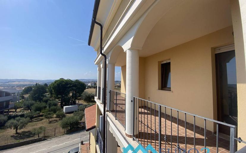 Bilocale via Marino Mazzacurati 12, Centro, Nereto — foto 12 di 21