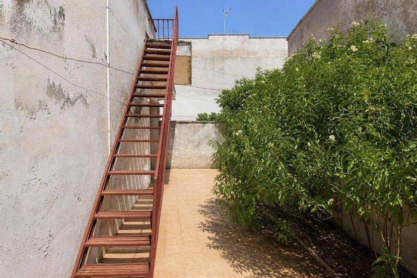 Appartamento via Copertino 39, Centro, Carmiano — foto 10 di 21
