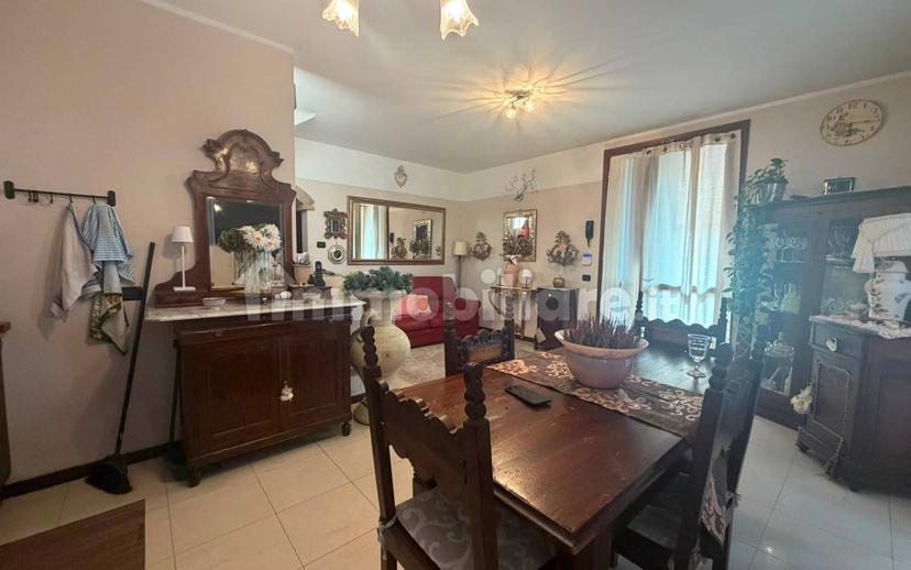 Terratetto unifamiliare via Innocente Arontaldi, Brescello — foto 14 di 40