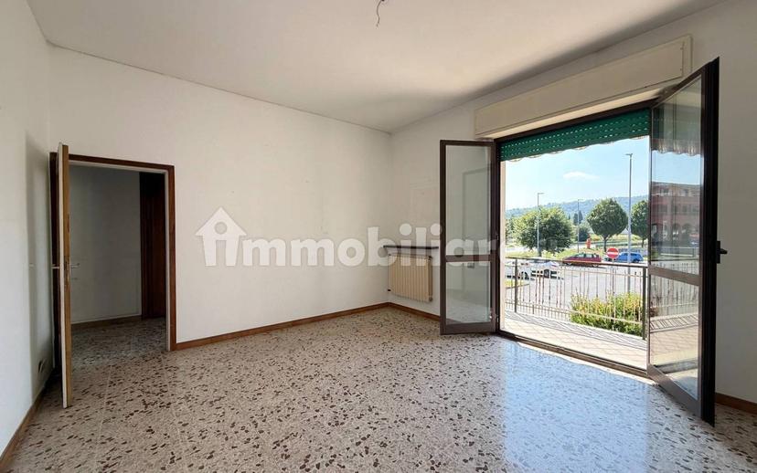 Appartamento primo piano, Centro, Villa d'Adda — foto 11 di 26