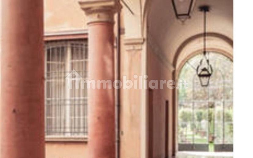 Monolocale via Santo Stefano 75, Santo Stefano, Bologna
