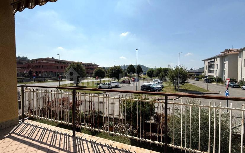 Appartamento primo piano, Centro, Villa d'Adda — foto 18 di 26