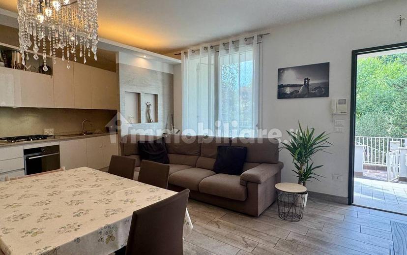 Quadrilocale ottimo stato, su più livelli, Poggio Torriana — foto 4 di 35