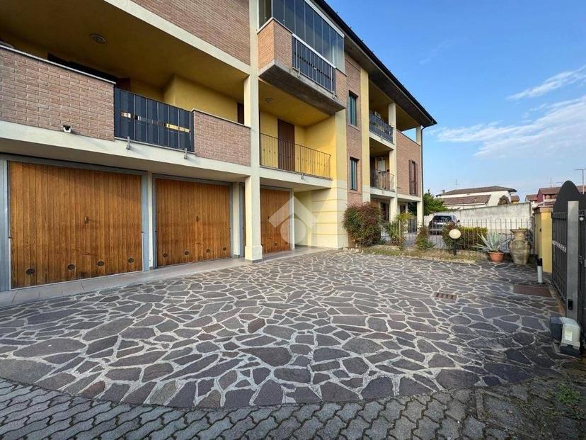 Trilocale via Caduti di Nassiriya 23, Vailate — foto 11 di 26