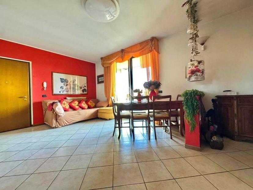 Trilocale via Caduti di Nassiriya 23, Vailate — foto 4 di 26