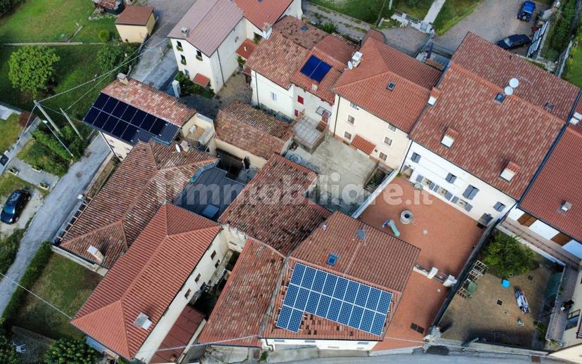 Terratetto unifamiliare via Generale Giardino, Solagna — foto 16 di 44