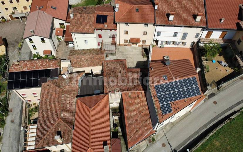 Terratetto unifamiliare via Generale Giardino, Solagna — foto 4 di 44