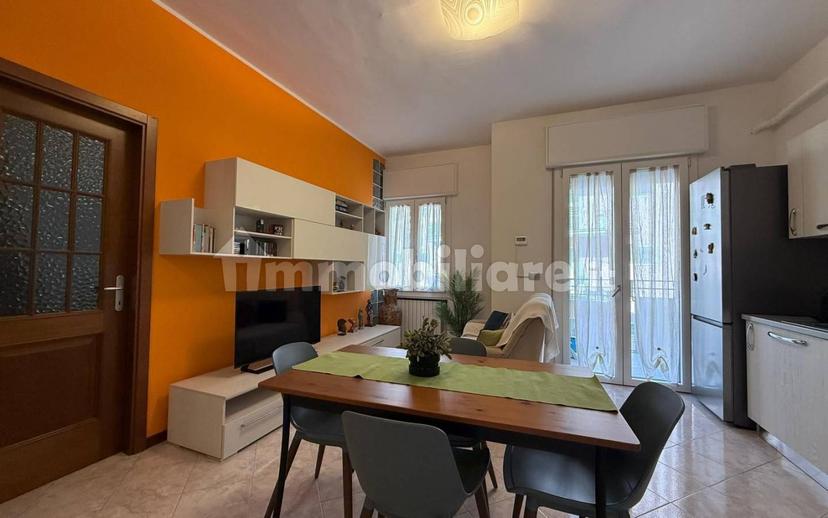 Trilocale via Padova, Centro, Vidigulfo