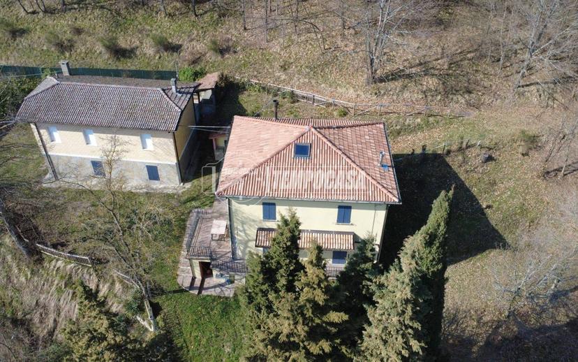 Terratetto unifamiliare via Giugnano 99/99, Marano, Gaggio Montano — foto 44 di 48