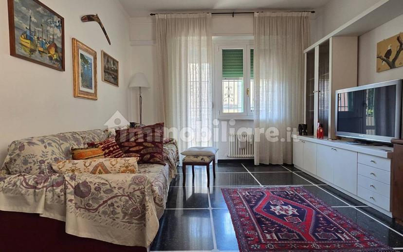 Quadrilocale viale Ammiraglio Giorgio des Geneys 8, Quarto, Genova