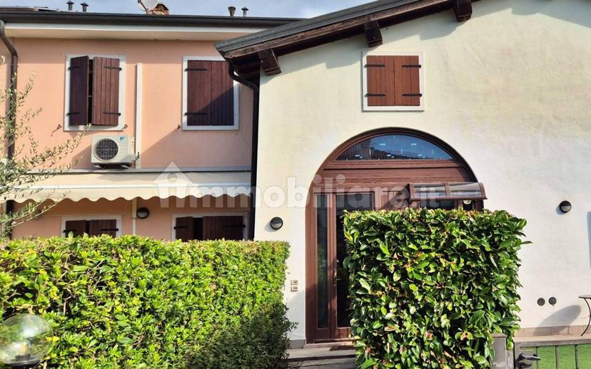 Trilocale via Colombara, Broglie, Peschiera del Garda — foto 11 di 21